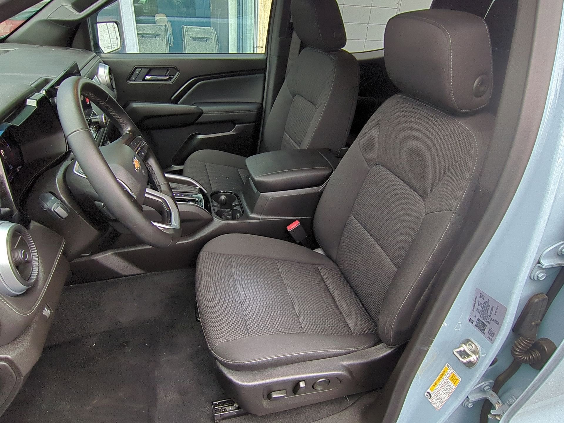 2025 Chevrolet Colorado WT/LT