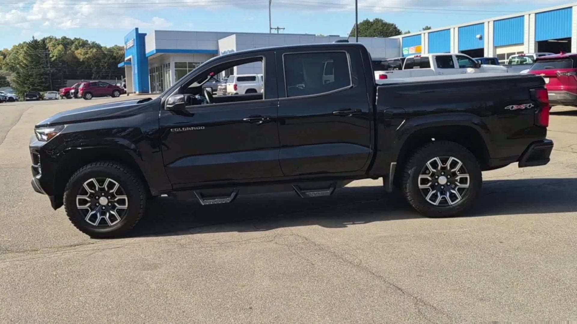 2024 Chevrolet Colorado LT