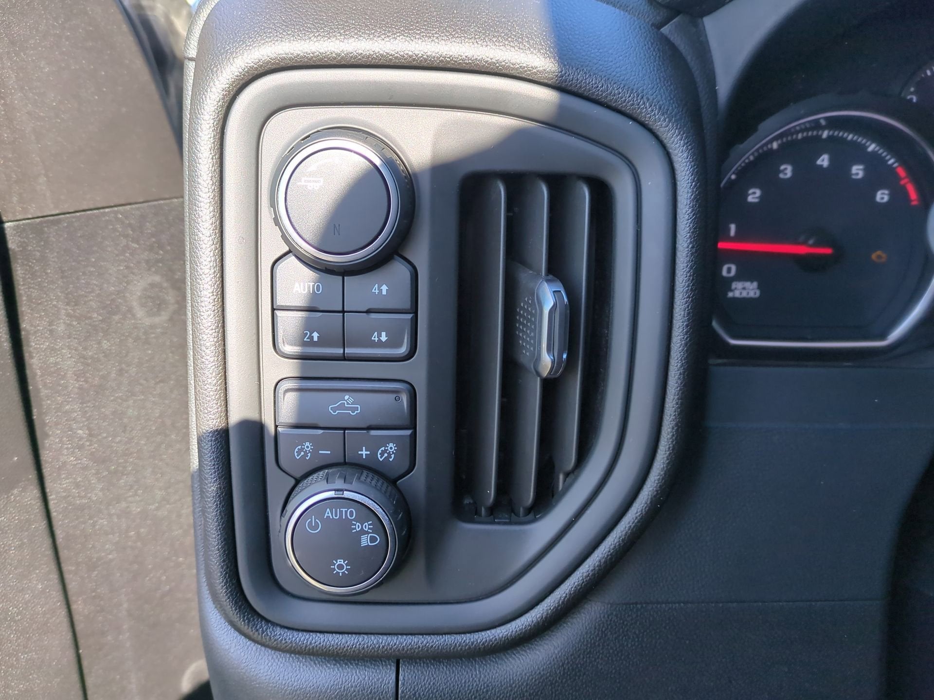 2021 Chevrolet Silverado 1500 Custom Trail Boss