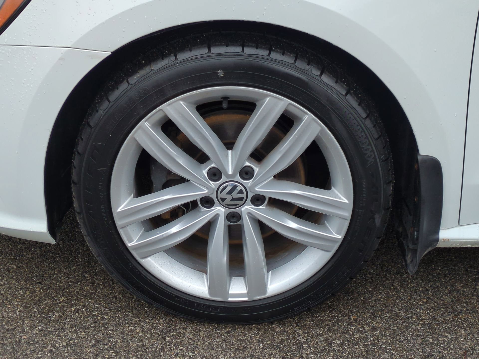 2019 Volkswagen Passat 2.0T Wolfsburg Edition