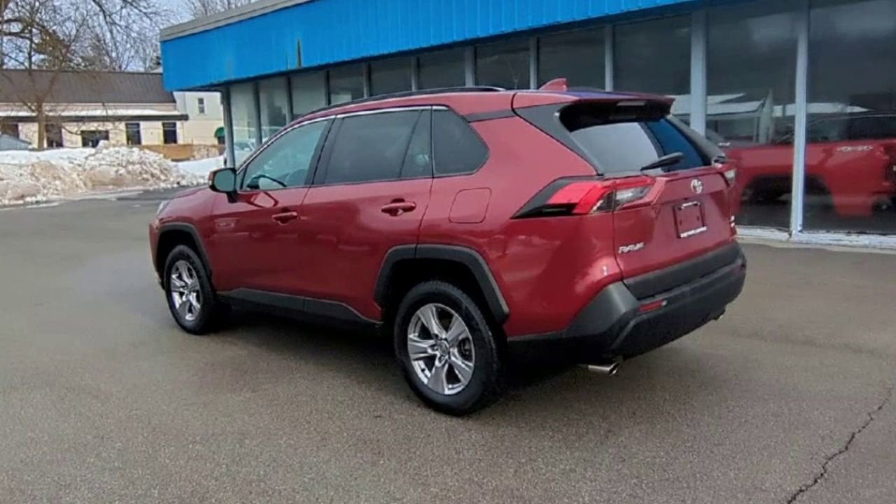 2023 Toyota RAV4 XLE