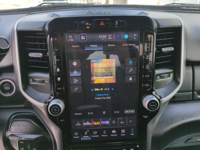 2025 RAM 3500 Big Horn Crew Cab 4x4 6'4" Box