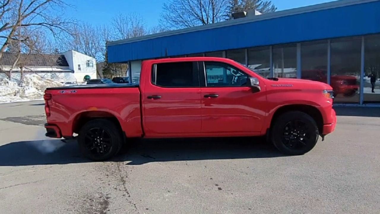 2024 Chevrolet Silverado 1500 Custom