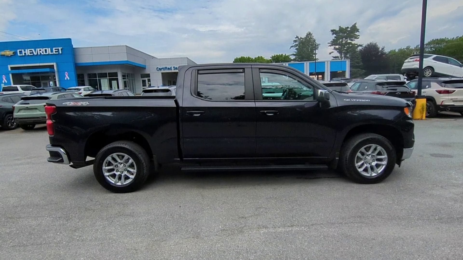 2023 Chevrolet Silverado 1500 LT (2FL)