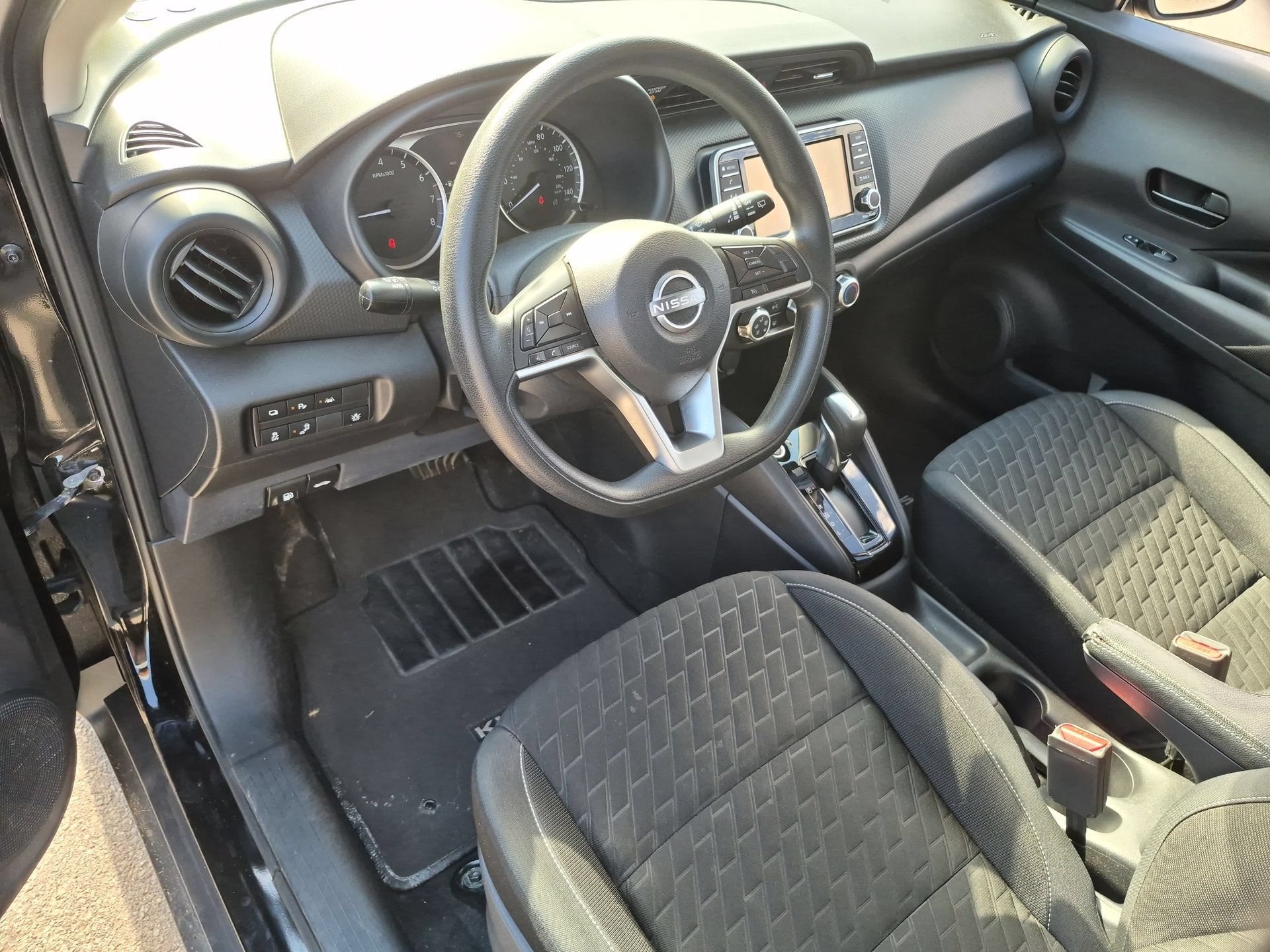 2022 Nissan Kicks S Xtronic CVT