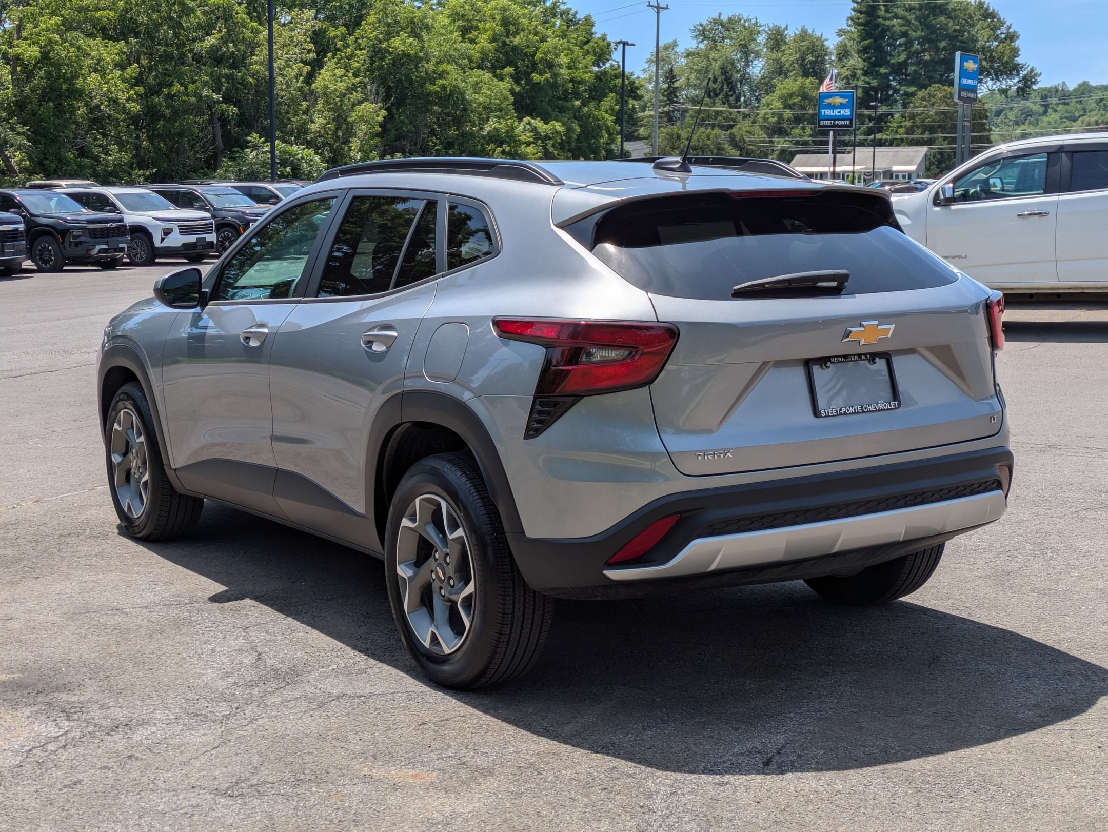 2024 Chevrolet Trax LT