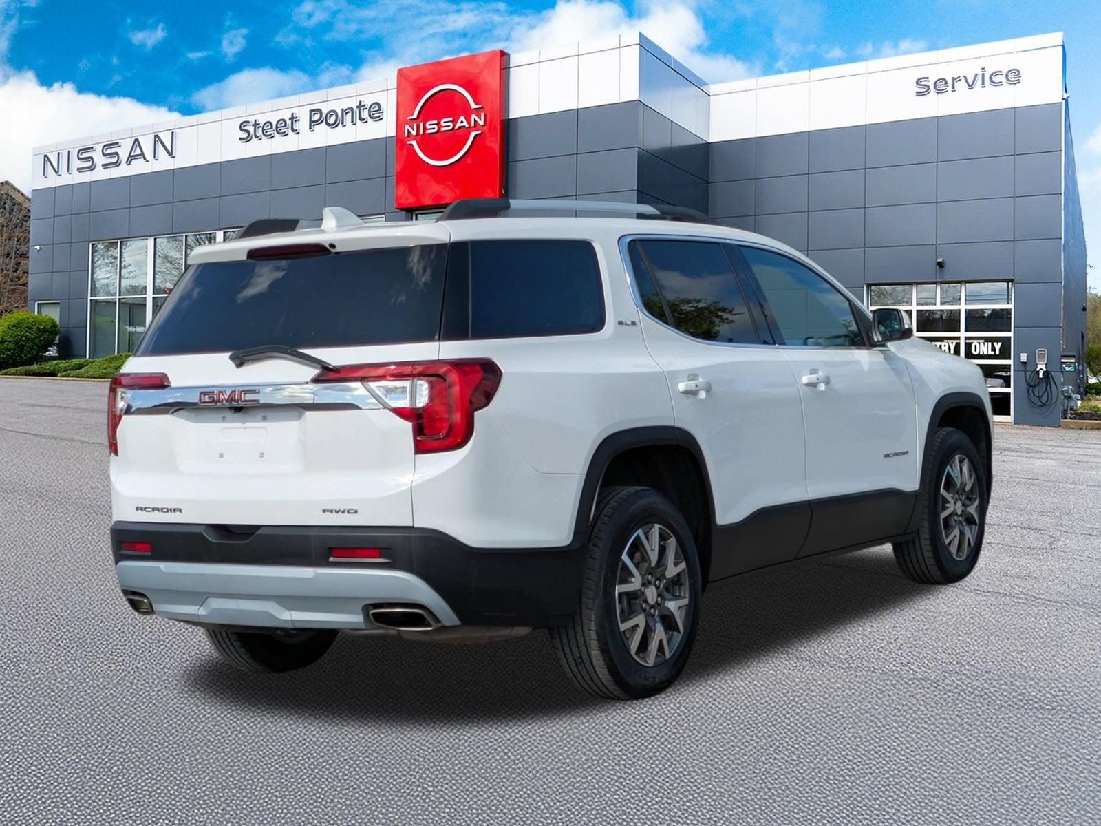 2023 GMC Acadia SLE