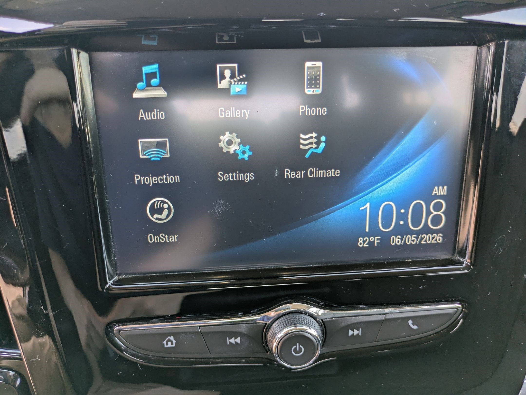 2018 Chevrolet Traverse LS