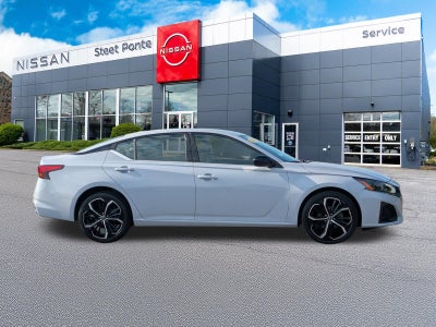 2025 Nissan Altima SR