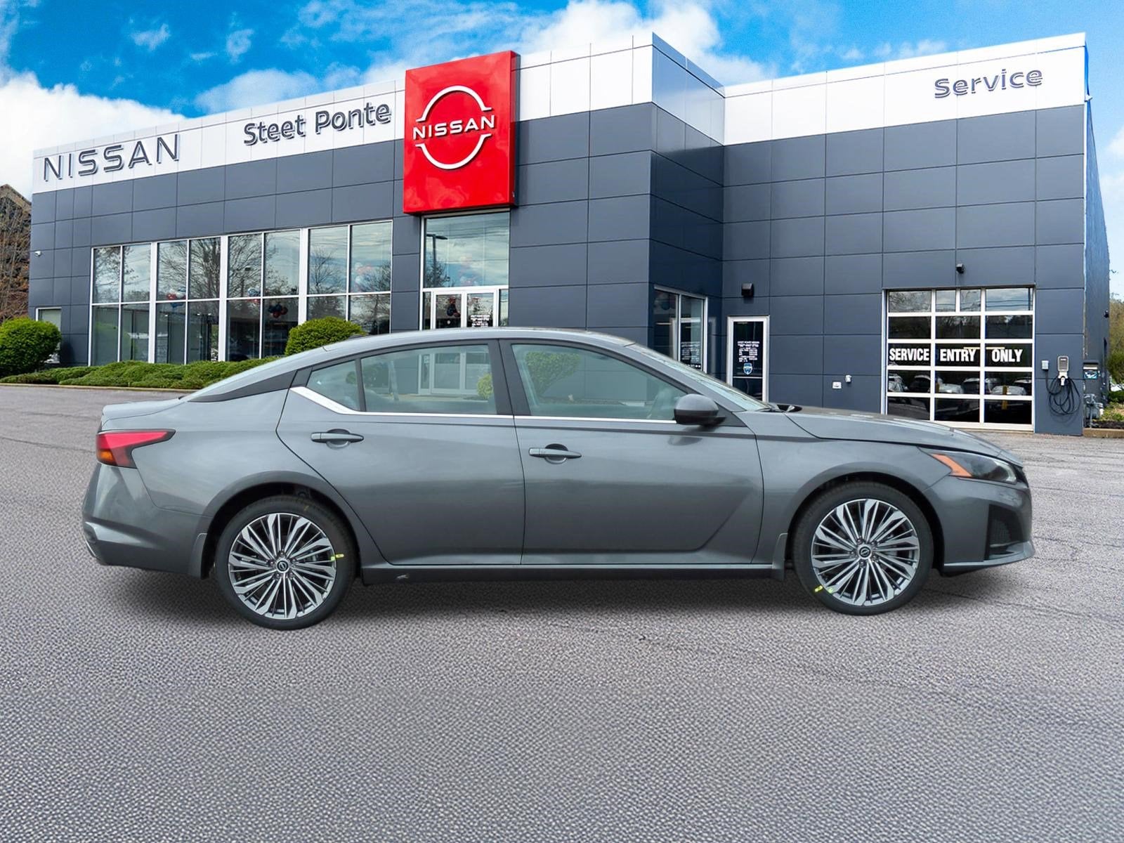 2026 Nissan Altima SV