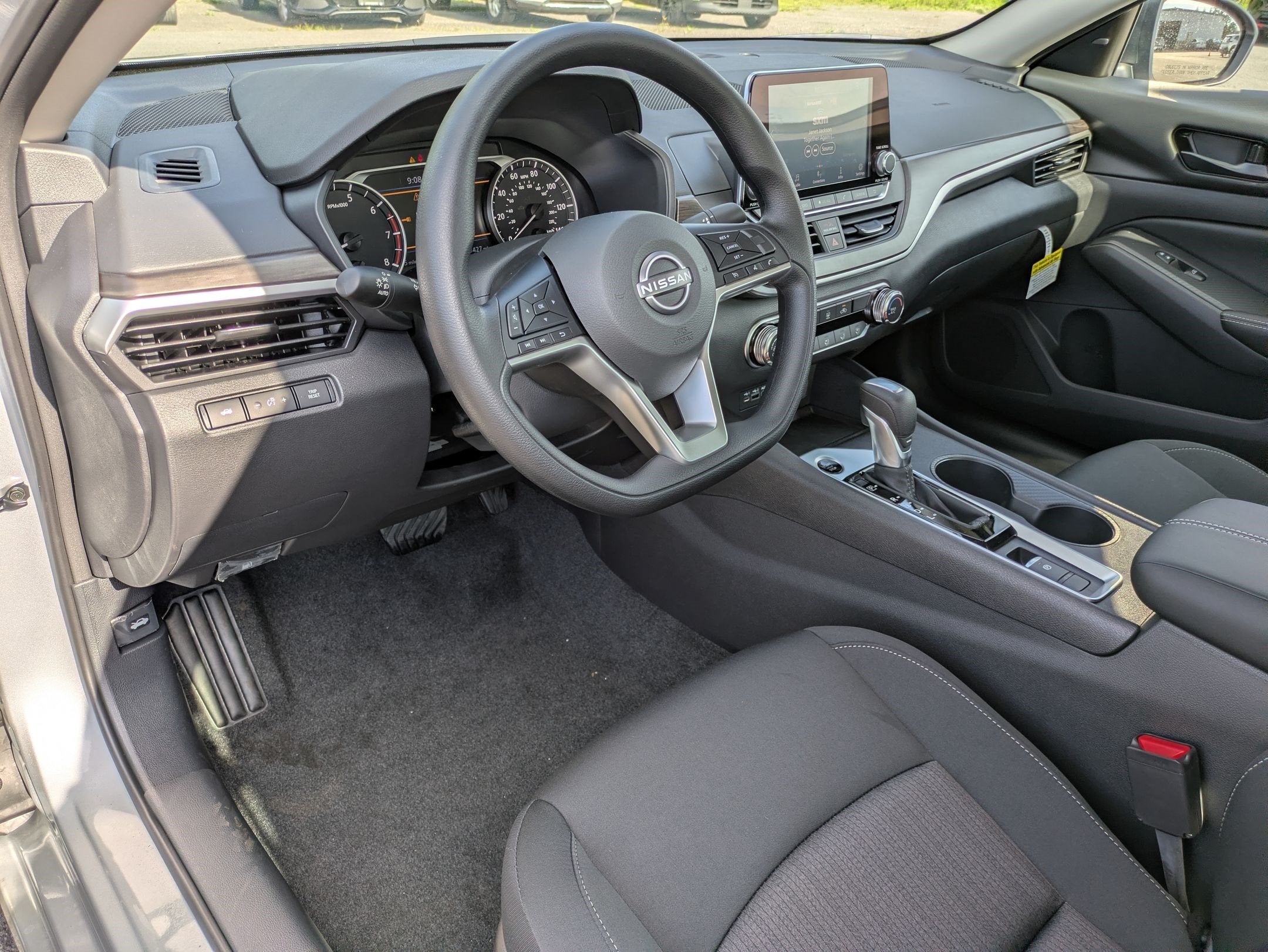 2026 Nissan Altima SV