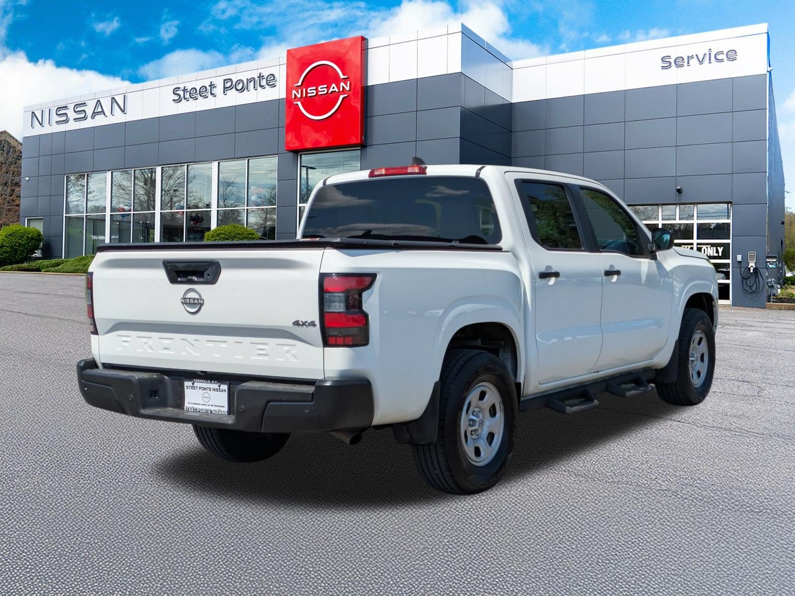2024 Nissan Frontier S