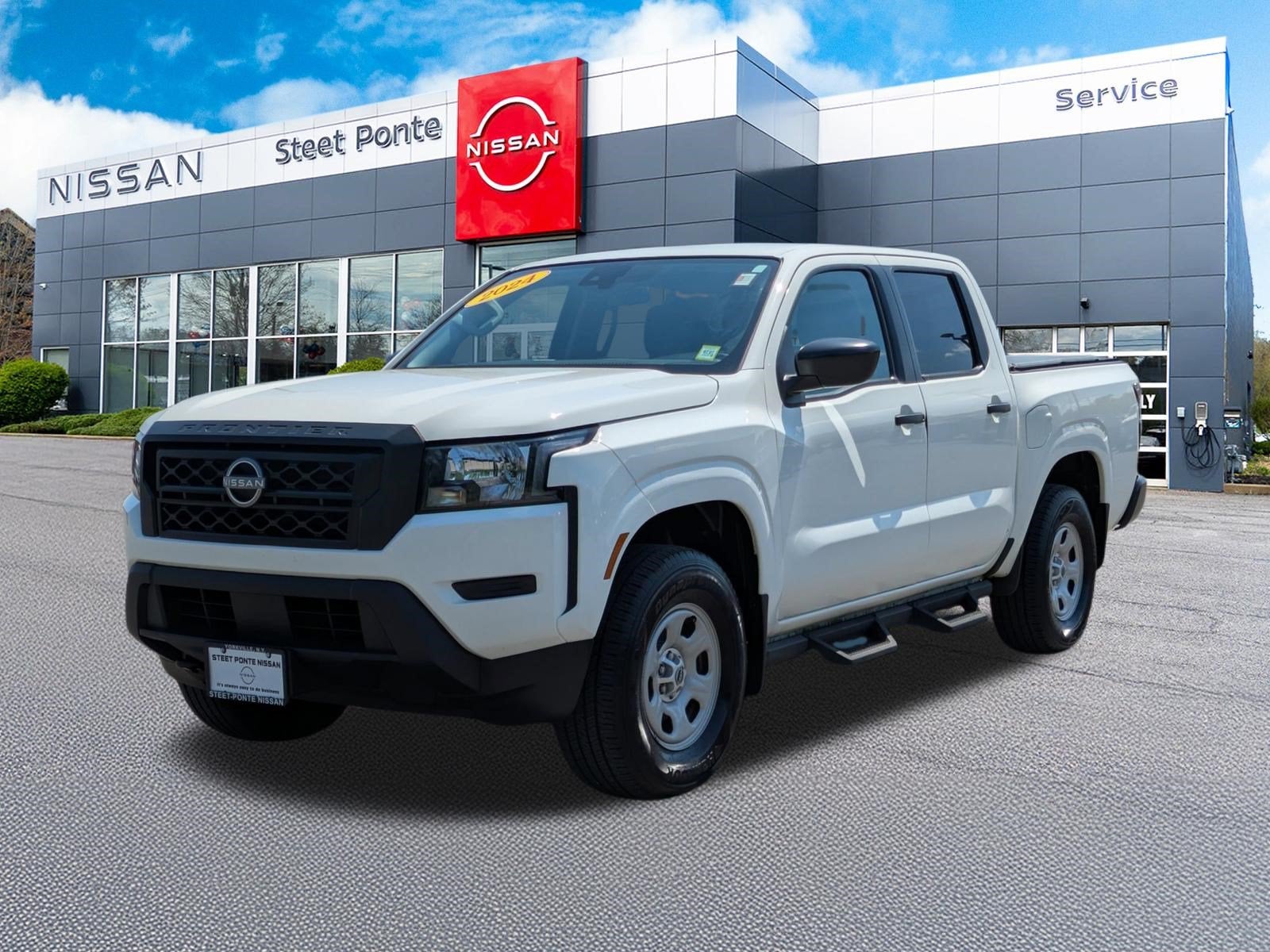 2024 Nissan Frontier S
