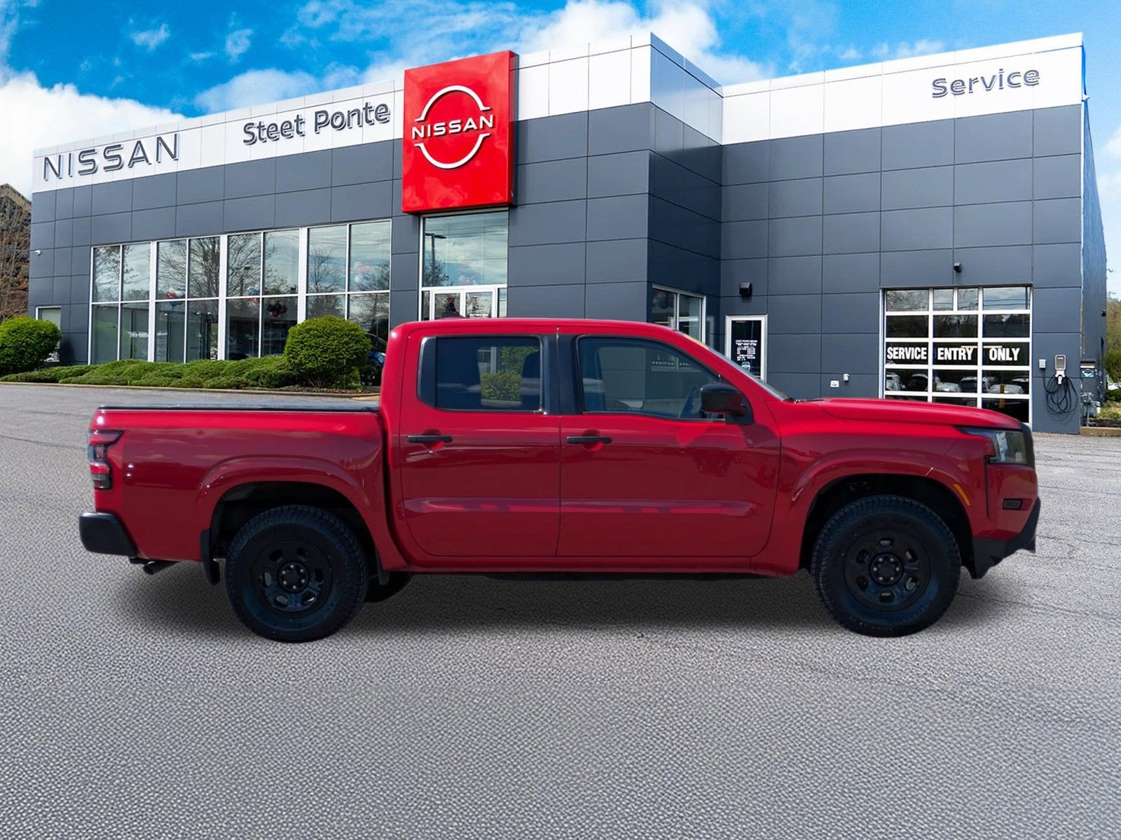 2022 Nissan Frontier S