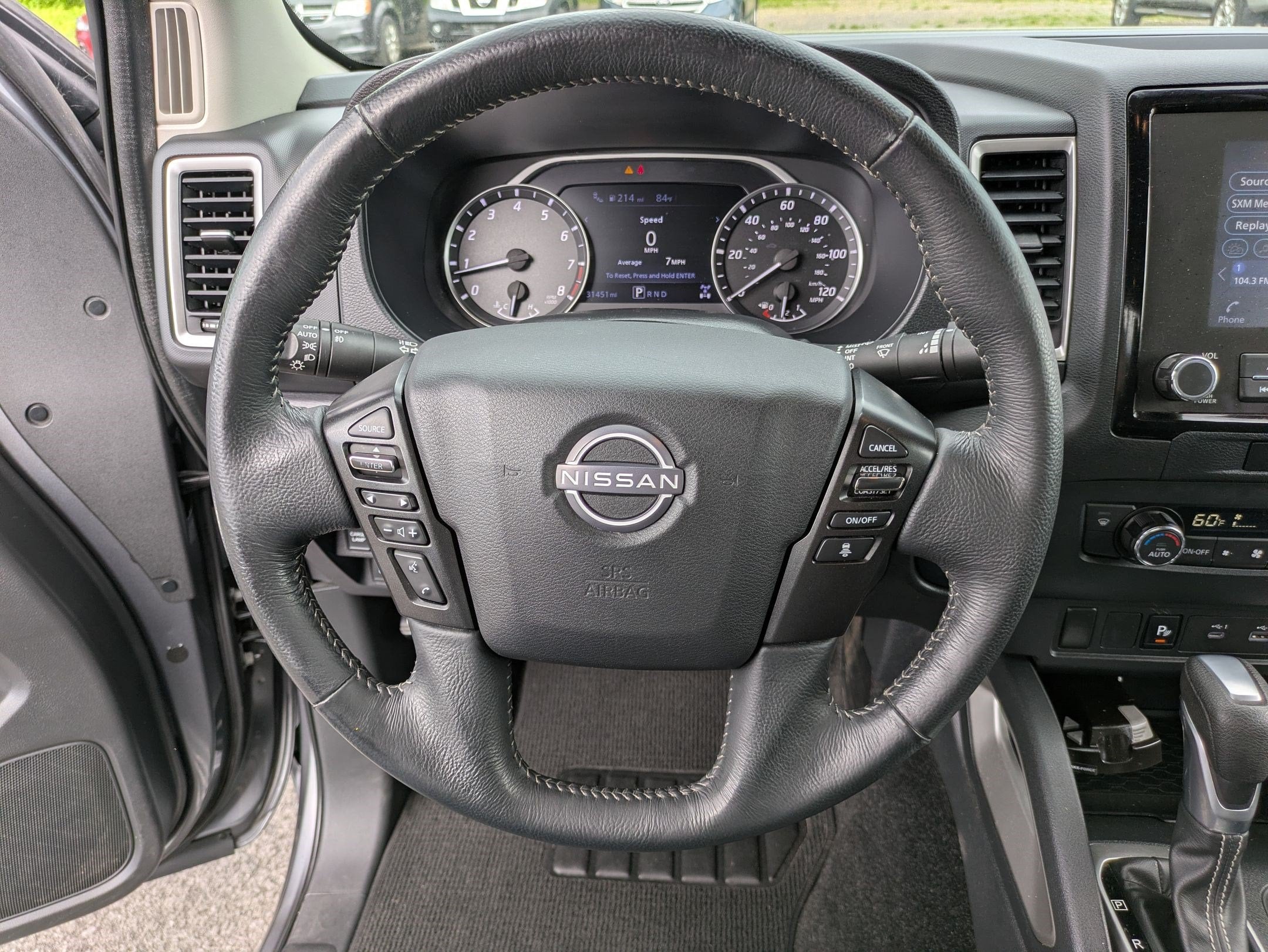 2022 Nissan Frontier SV