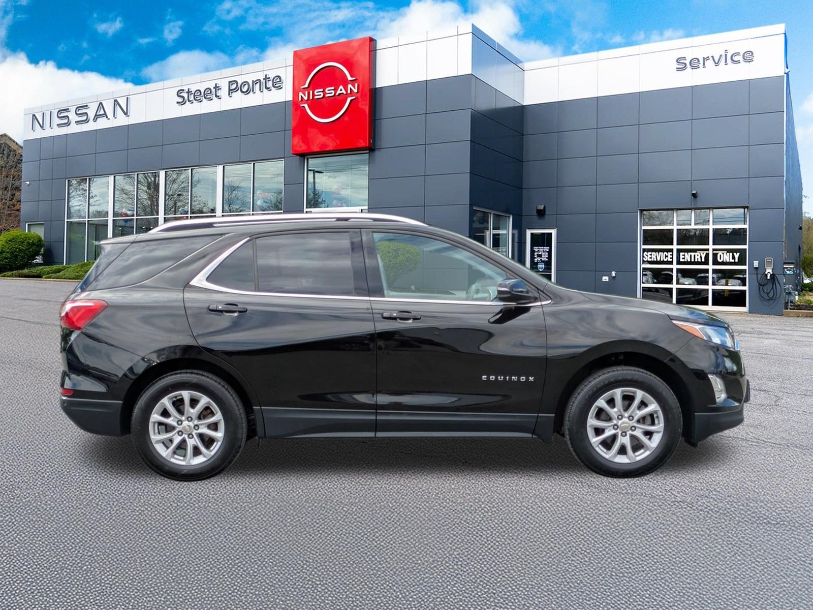 Used 2019 Chevrolet Equinox LT with VIN 2GNAXUEV2K6243872 for sale in Yorkville, NY