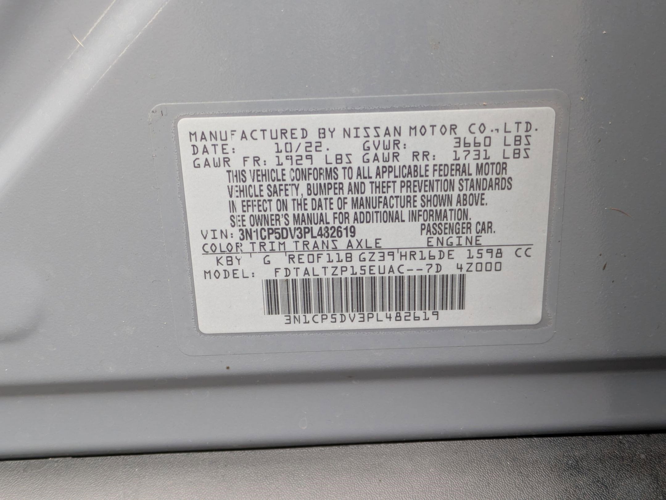 2023 Nissan Kicks SR