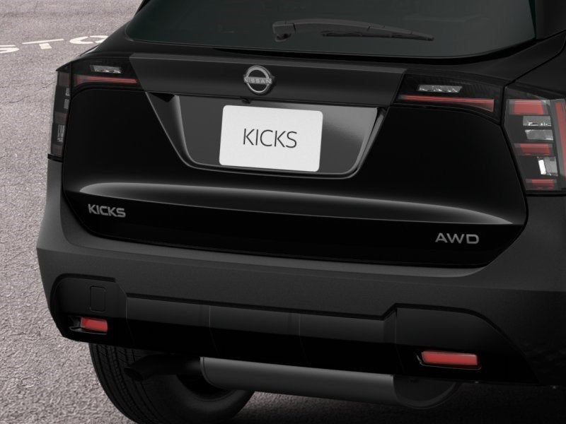 2027 Nissan Kicks SV