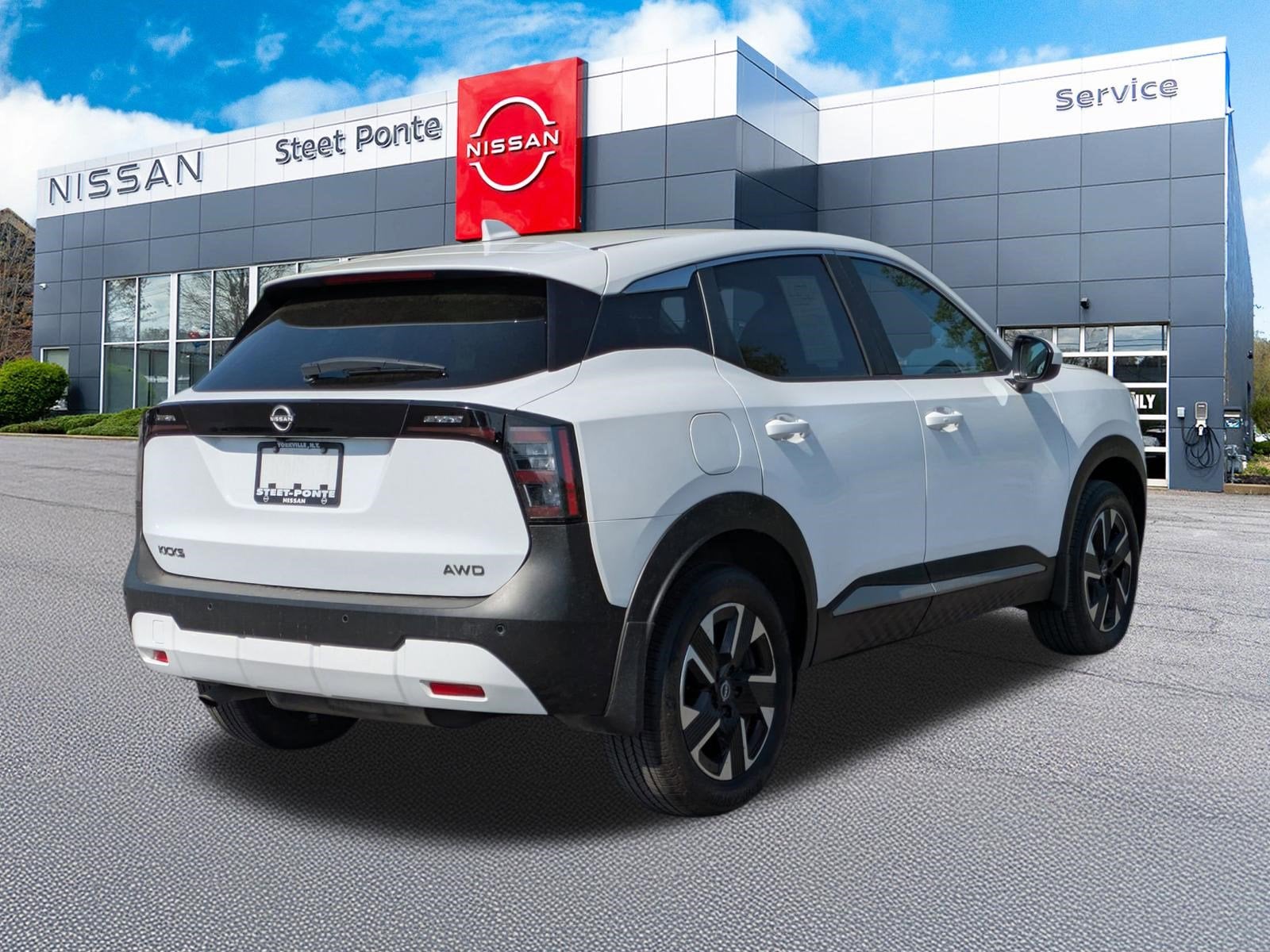2025 Nissan Kicks SV