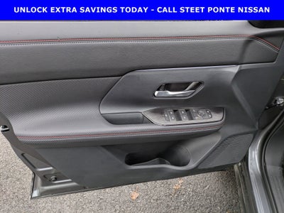 2025 Nissan Kicks SR