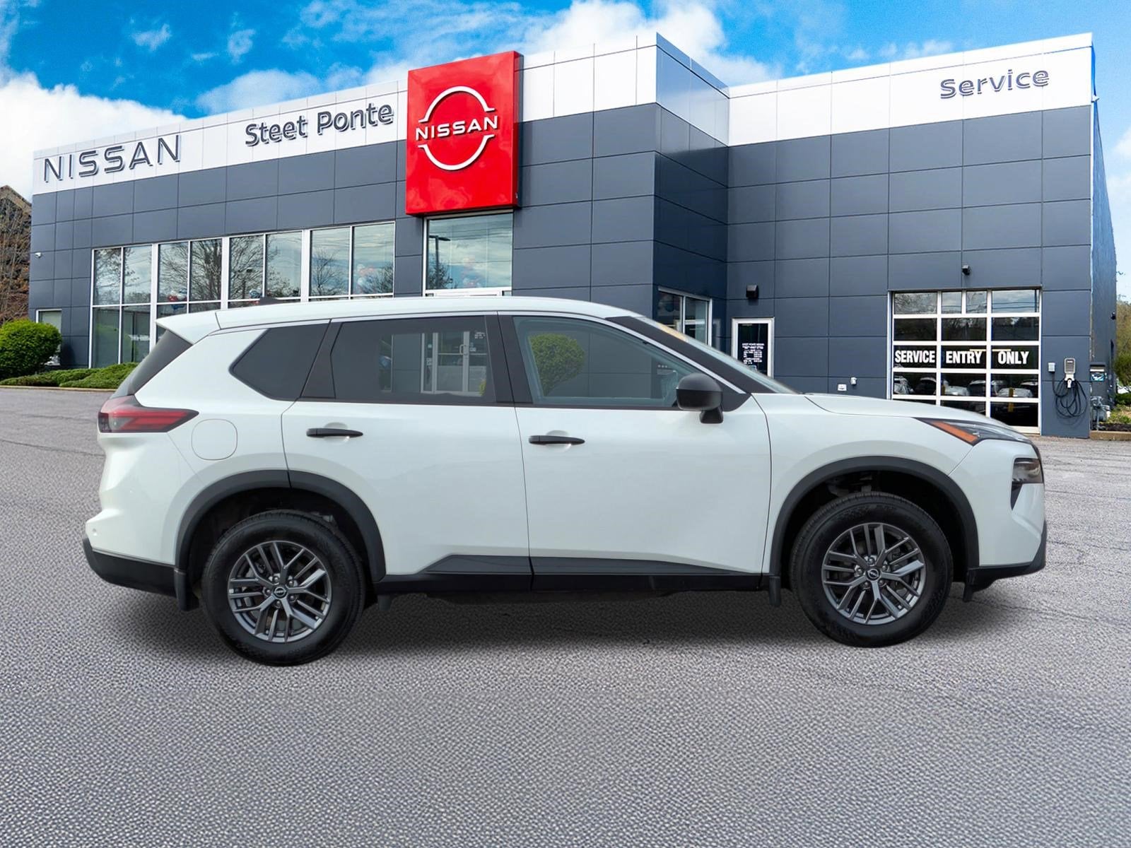 2025 Nissan Rogue S