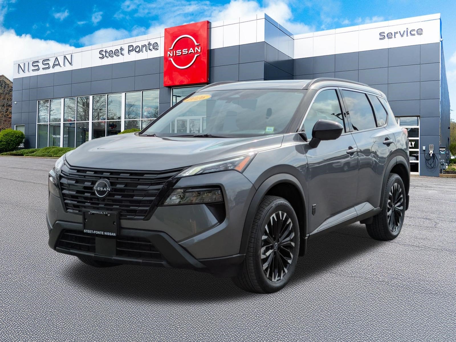 2026 Nissan Rogue Dark Armor