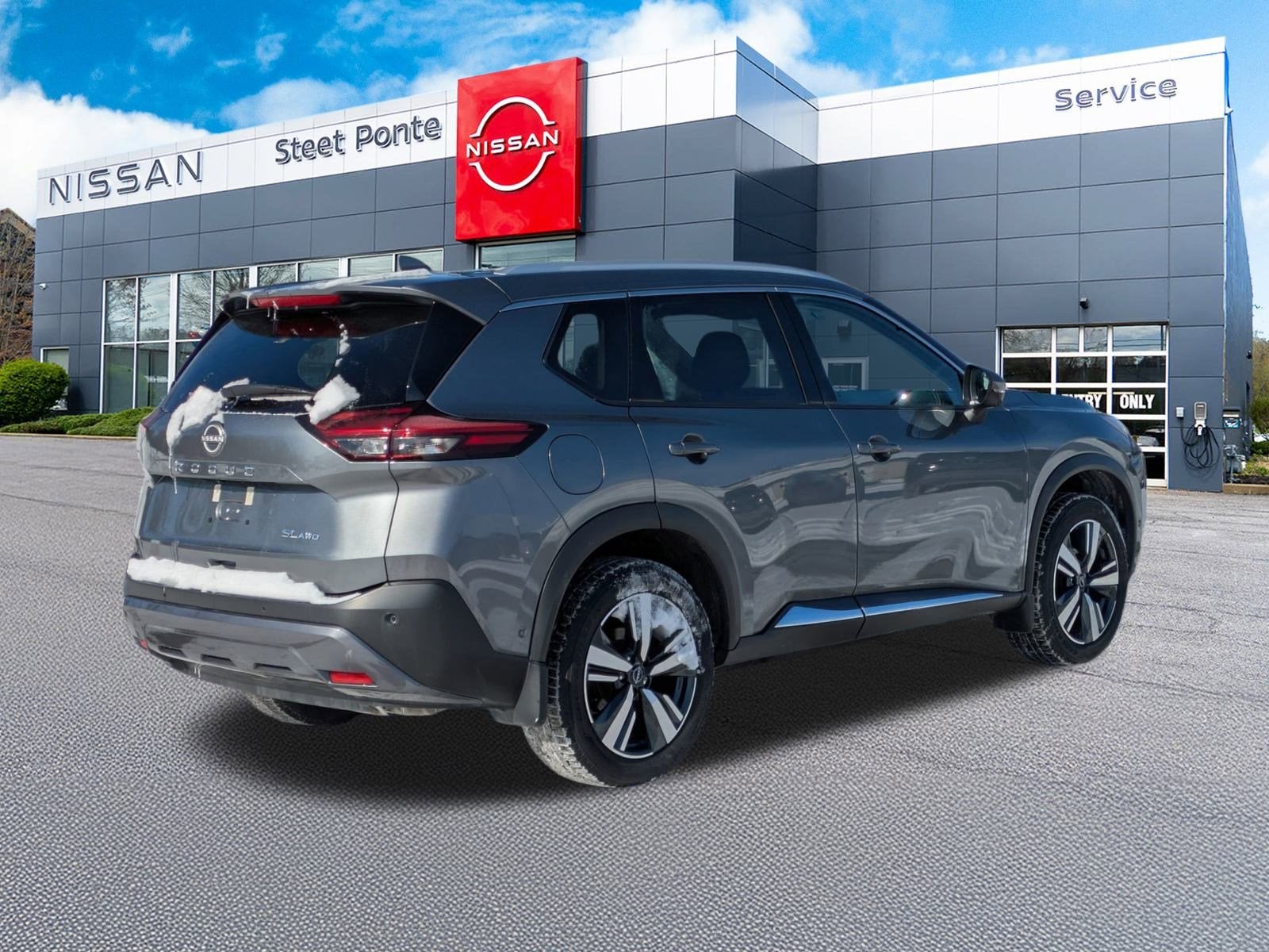 2023 Nissan Rogue SL