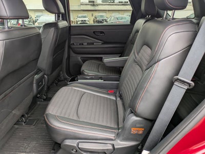 2025 Nissan Pathfinder Rock Creek