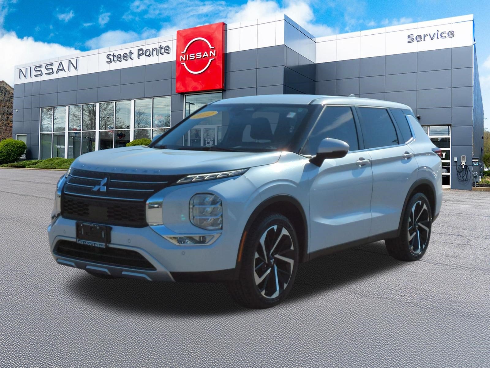 2022 Mitsubishi Outlander SE