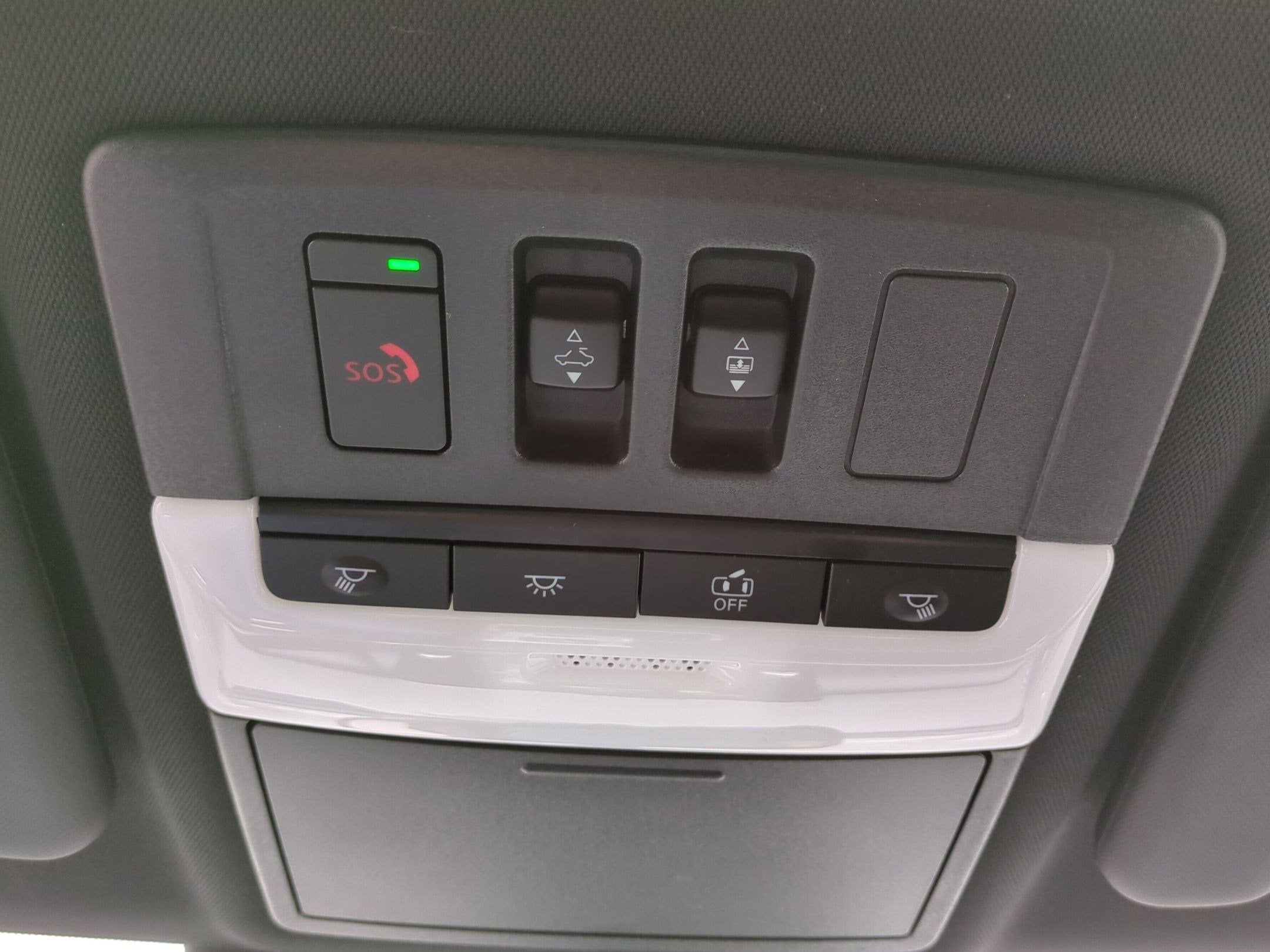 2026 Nissan Rogue Plug-In Hybrid Platinum