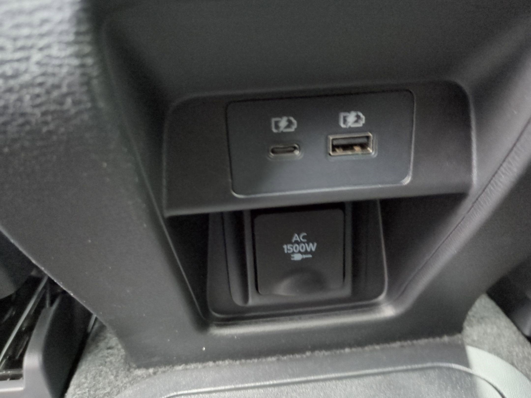 2026 Nissan Rogue Plug-In Hybrid Platinum