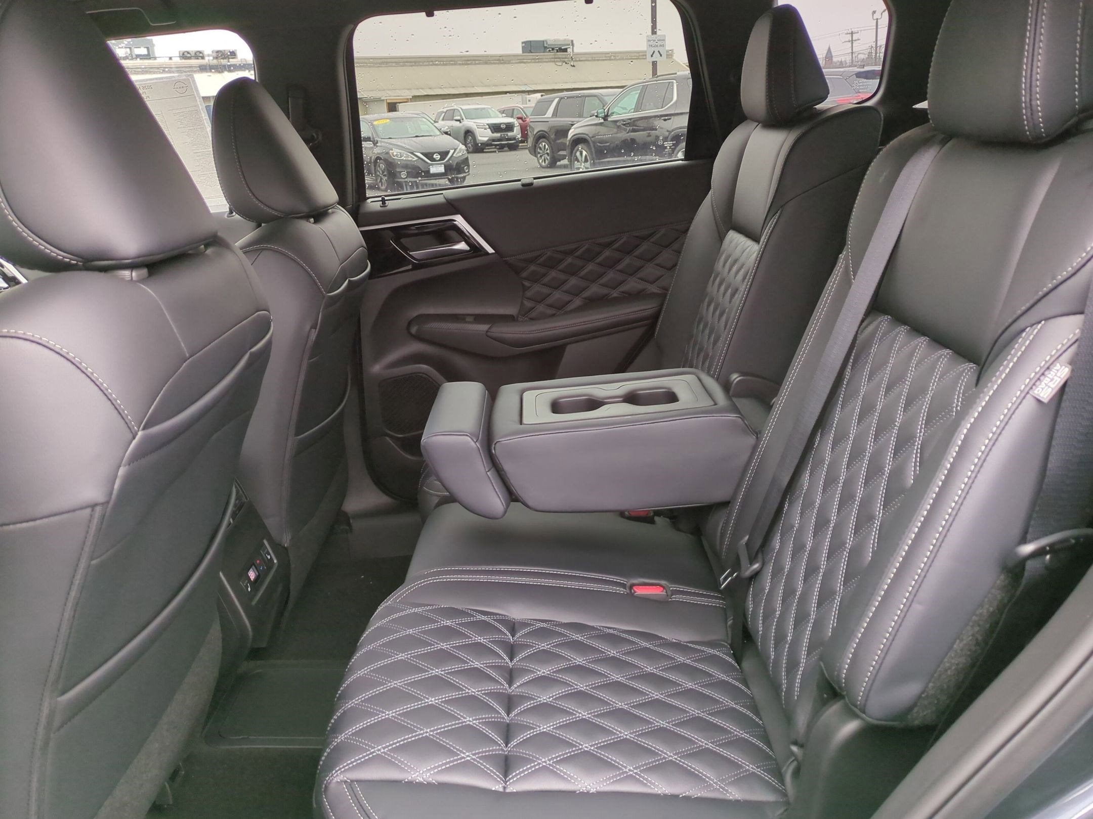 2026 Nissan Rogue Plug-In Hybrid Platinum