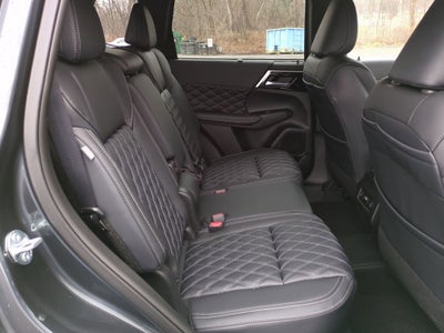 2026 Nissan Rogue Plug-In Hybrid Platinum