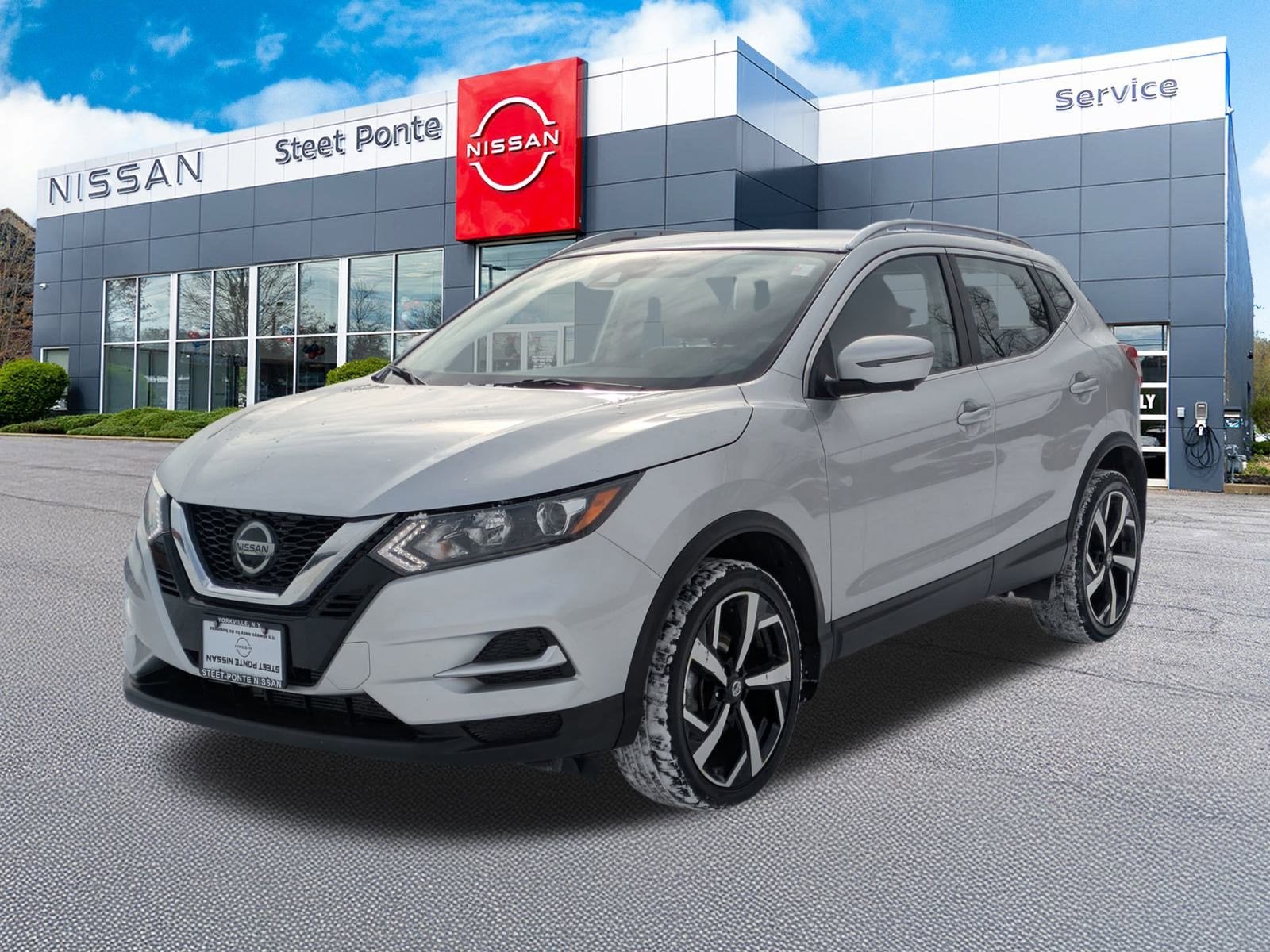 2022 Nissan Rogue Sport SL