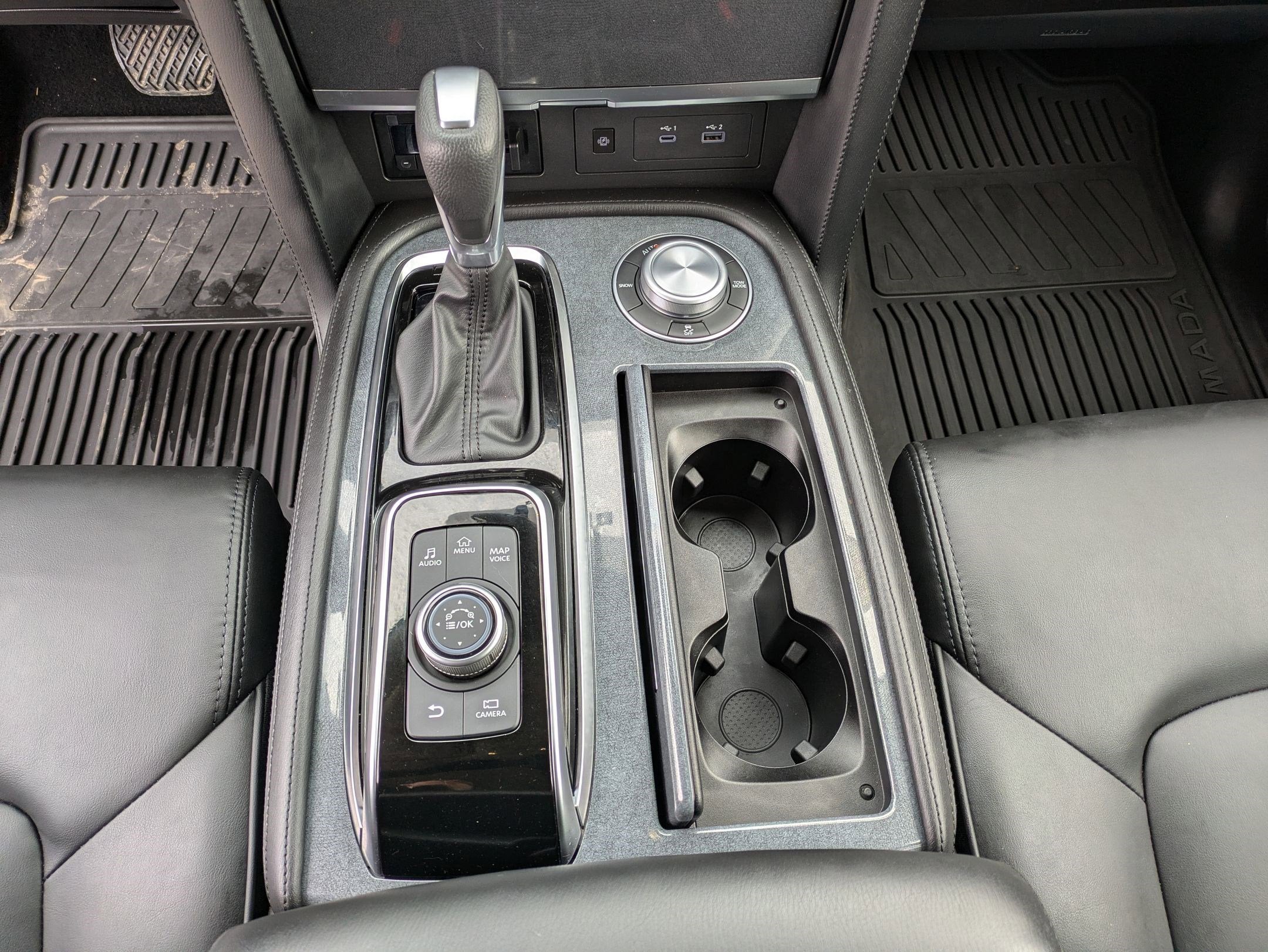 2024 Nissan Armada SV