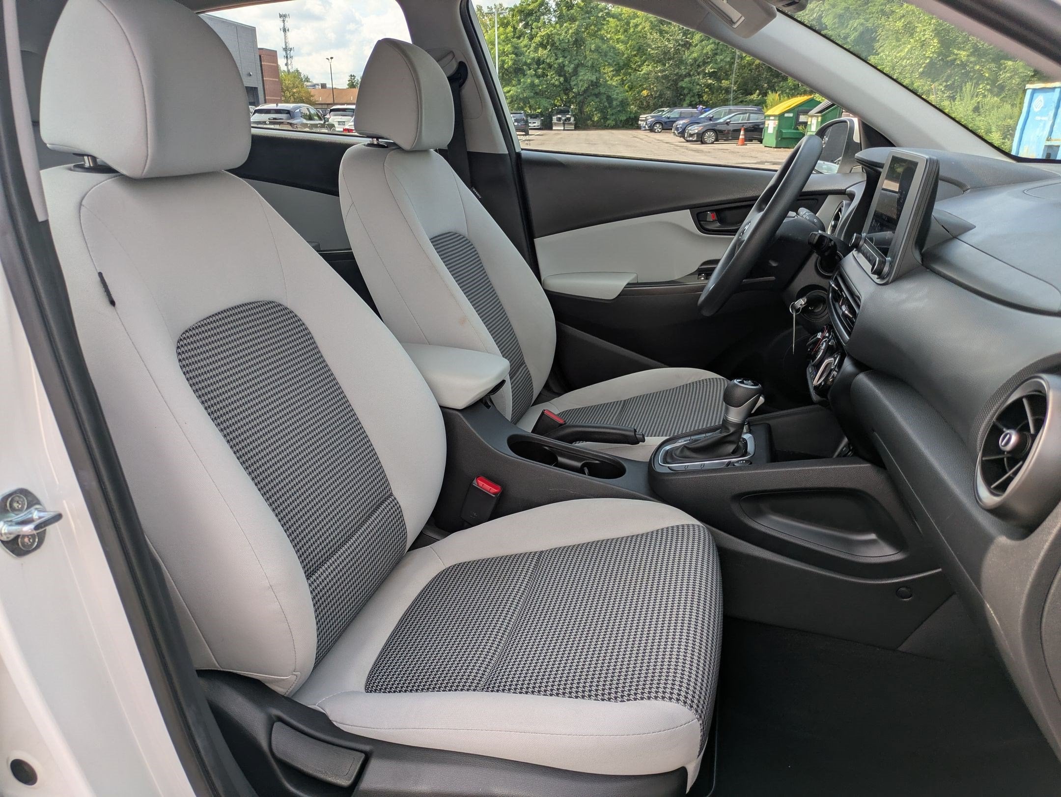 2022 Hyundai Kona SE