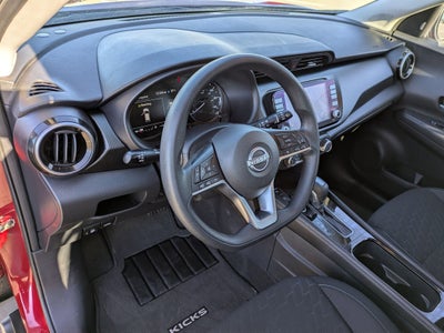 2023 Nissan Kicks SV