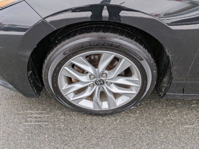 2022 Toyota Avalon XLE