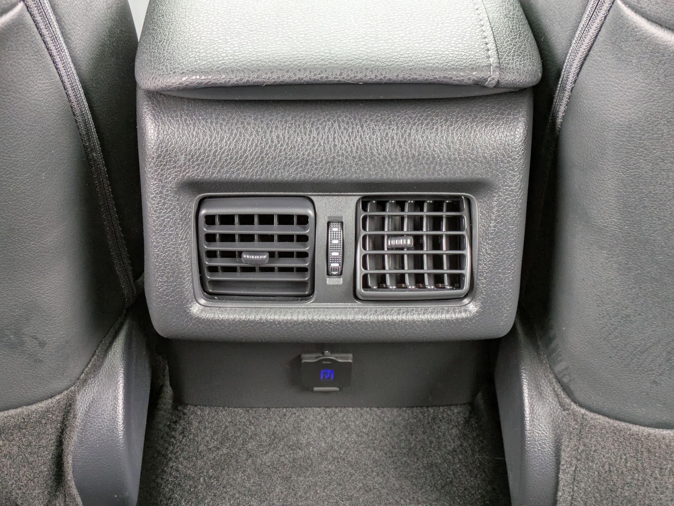 2024 Toyota Camry Hybrid XLE
