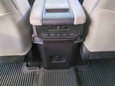 2024 Toyota Grand Highlander Base
