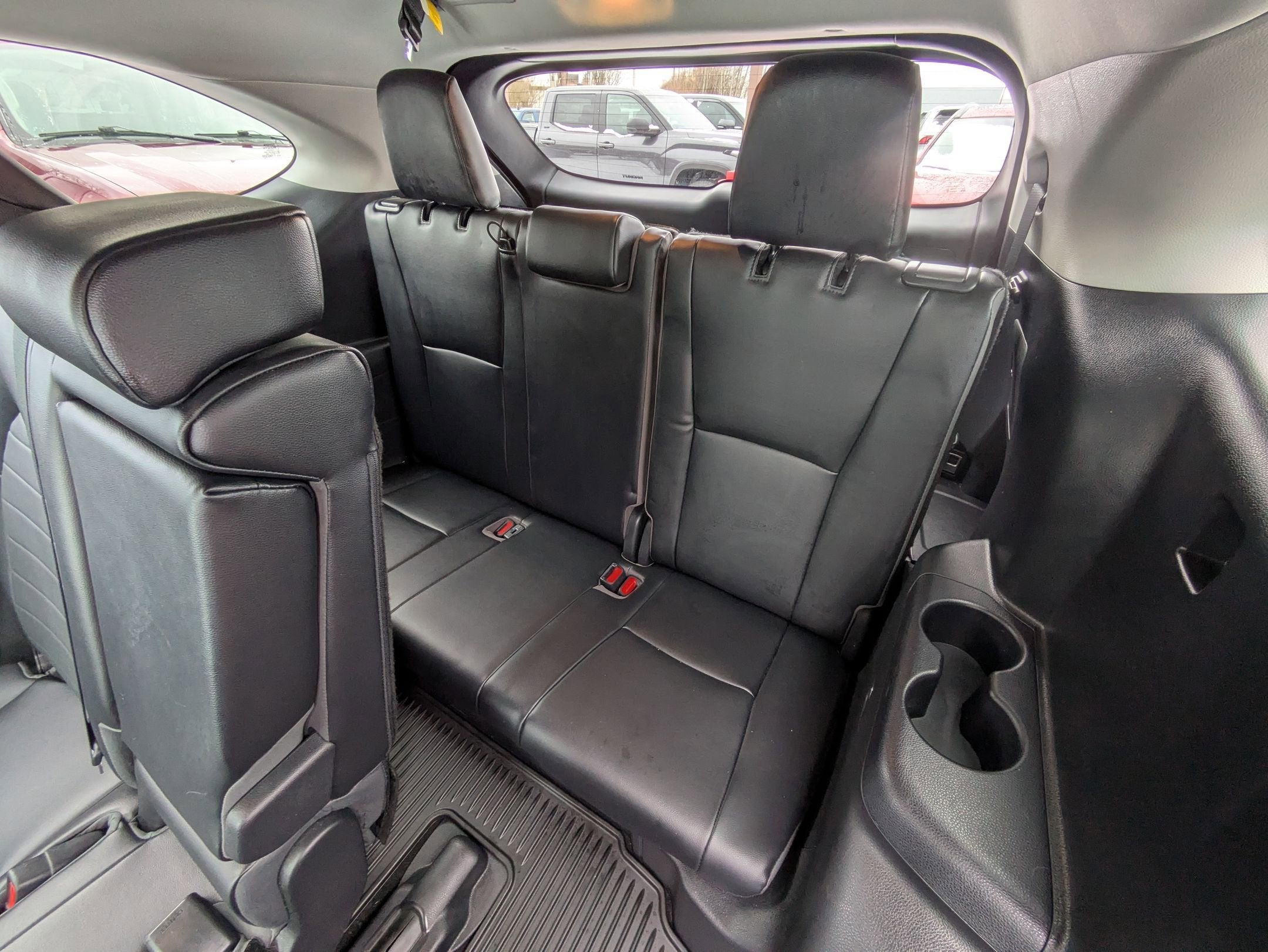 2023 Toyota Highlander Base