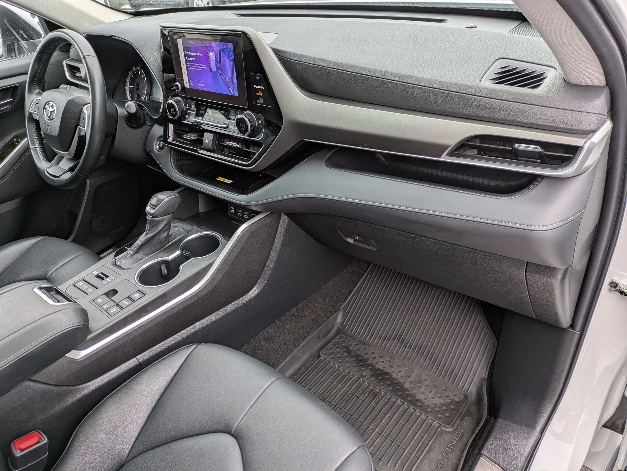 2023 Toyota Highlander Base