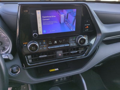 2023 Toyota Highlander Base