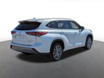 2023 Toyota Highlander Base