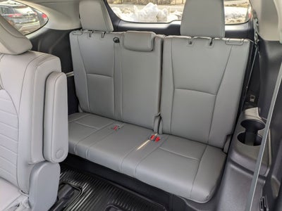 2023 Toyota Highlander Base