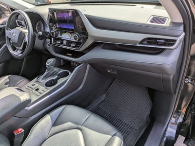 2024 Toyota Highlander Base
