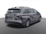 2023 Toyota Sienna LE