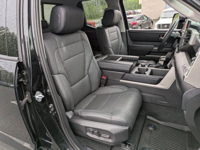 2022 Toyota Tundra 4WD SR5