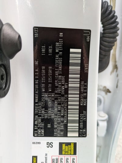 2023 Toyota Corolla Cross XLE