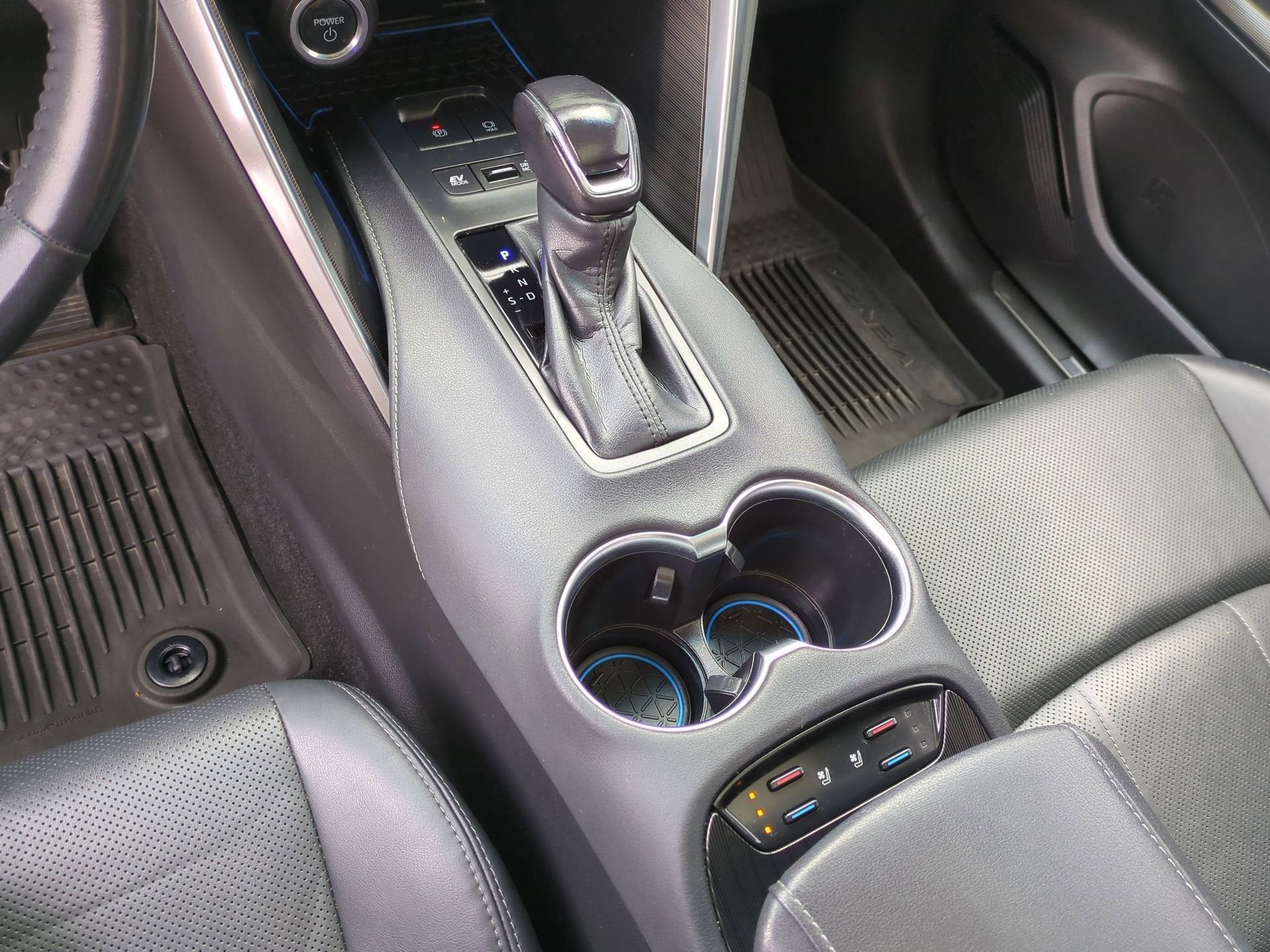 2023 Toyota Venza Base